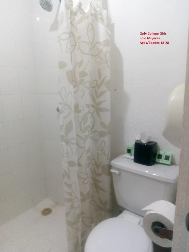 Cancun La Joya Pool Escape