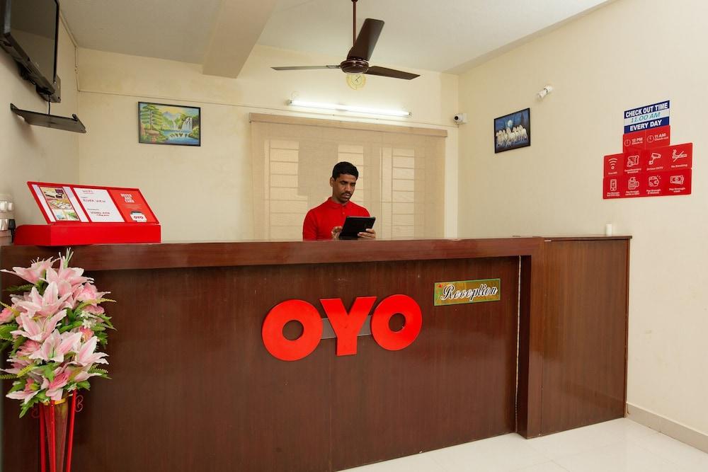 OYO 15701 River View Residency