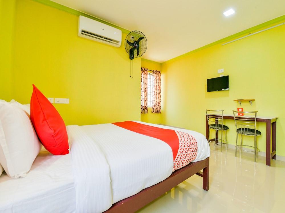 OYO 15109 Dream Stay