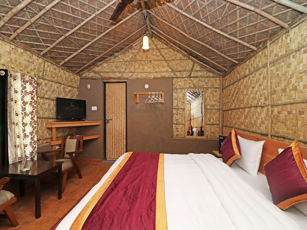 OYO 14607 The Gharonda Huts