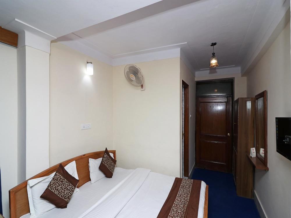 OYO 14678 Hotel Filigree