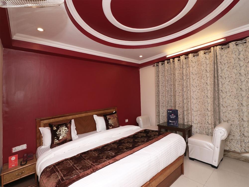 OYO 13654 Krishiv Residency