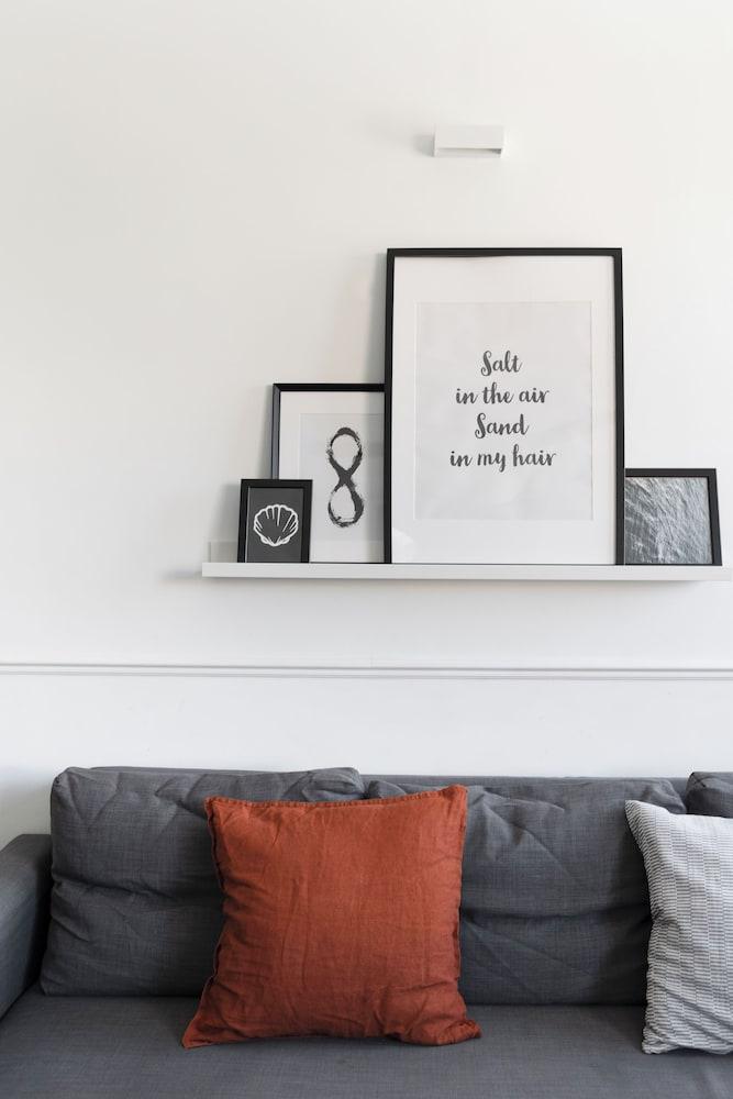 Bauhaus Boutique by TLV2rent