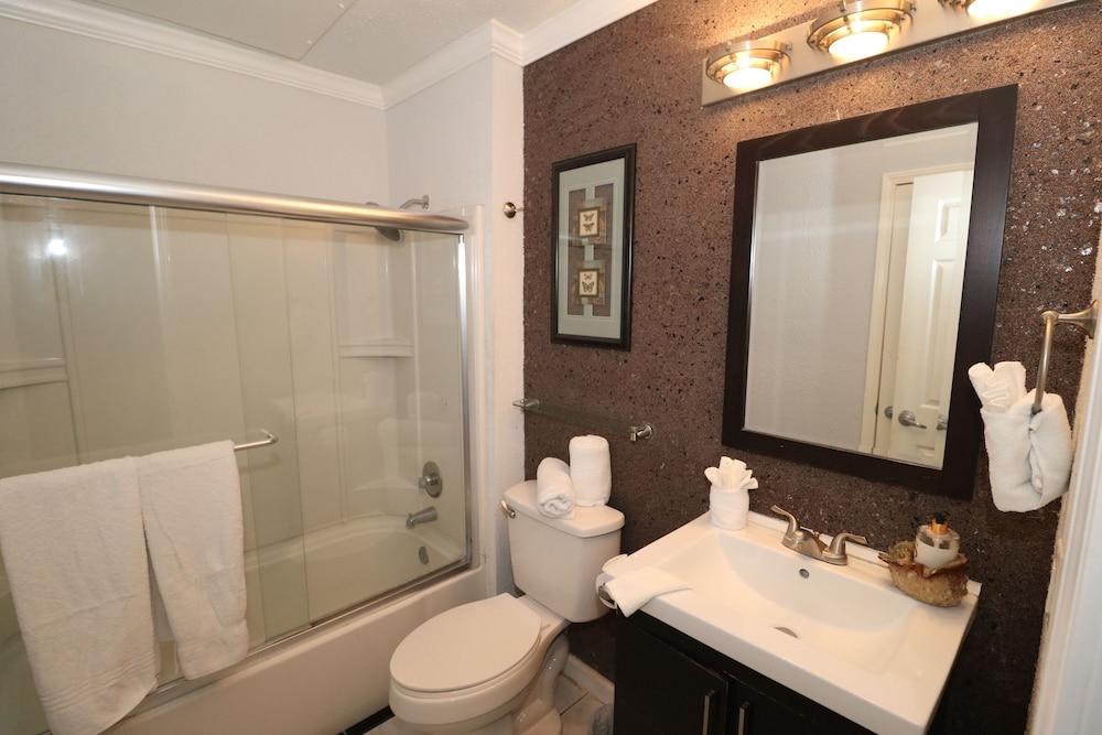 Island Morningside Condos by Cheap Getaway