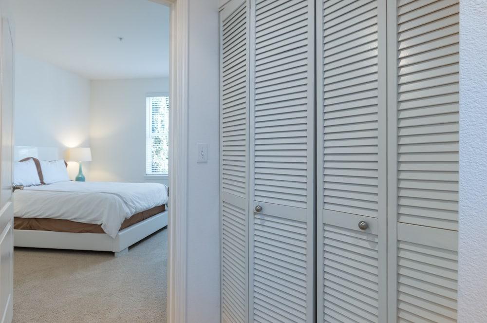 Bluebird Suites in North San Jose