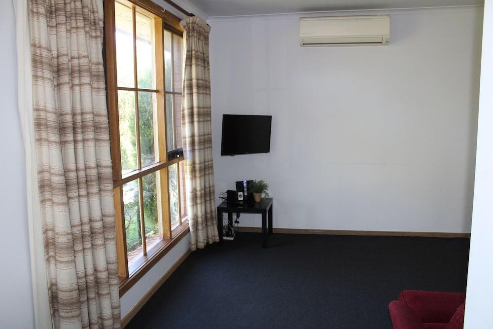 East Doncaster at Tunstall