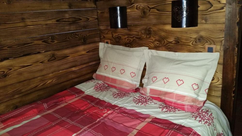 Chambres d'Hôtes Chalet De La Source