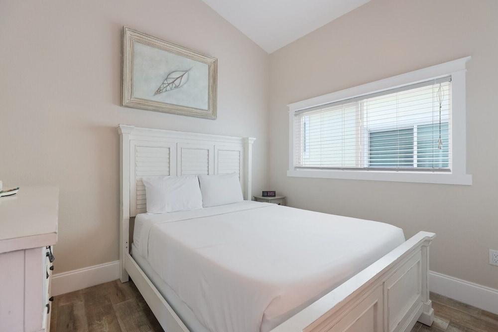 Seastar 2 Bedroom Home