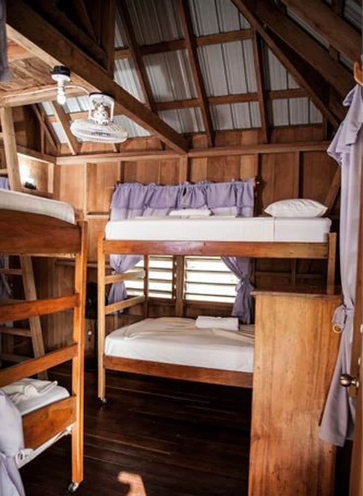 Hill Bank Field Station - Hostel