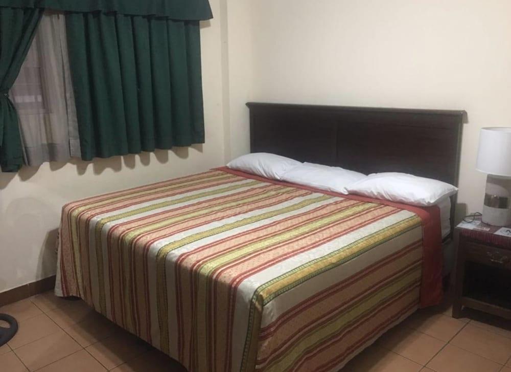 Eco Hotel Los Proceres