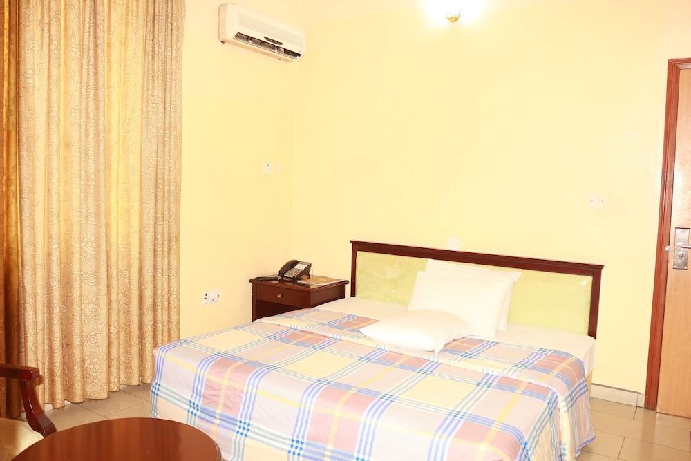 Limpopo Springs Hotel