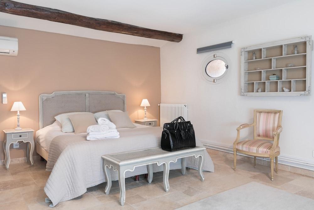 Château des Bertrands