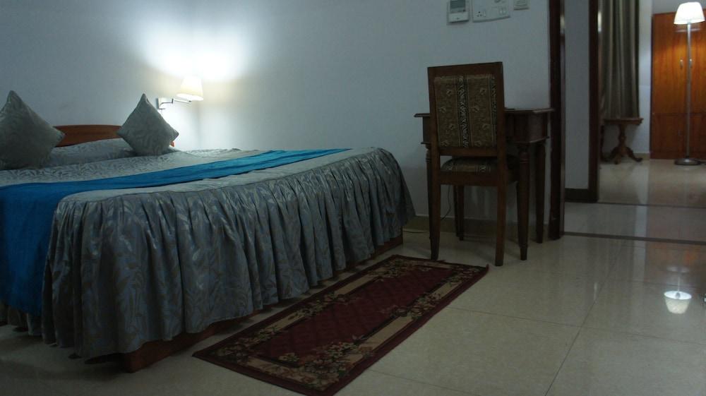 Hotel Lilawati Grand