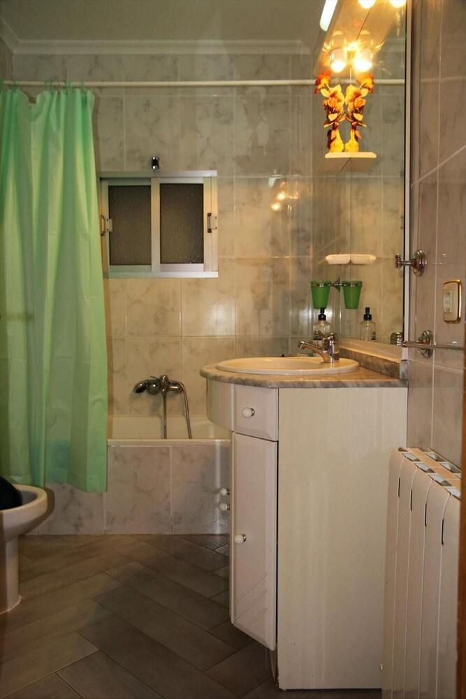 Albergue Turistico Torre de Sabre