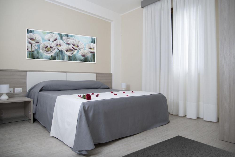 La Vie en Rose Residence