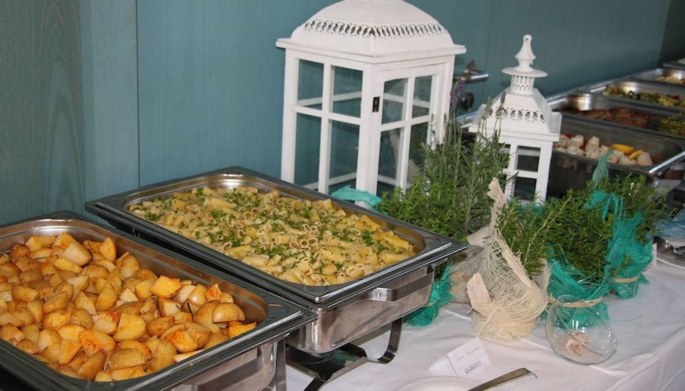 Hotel & Restaurant Residence