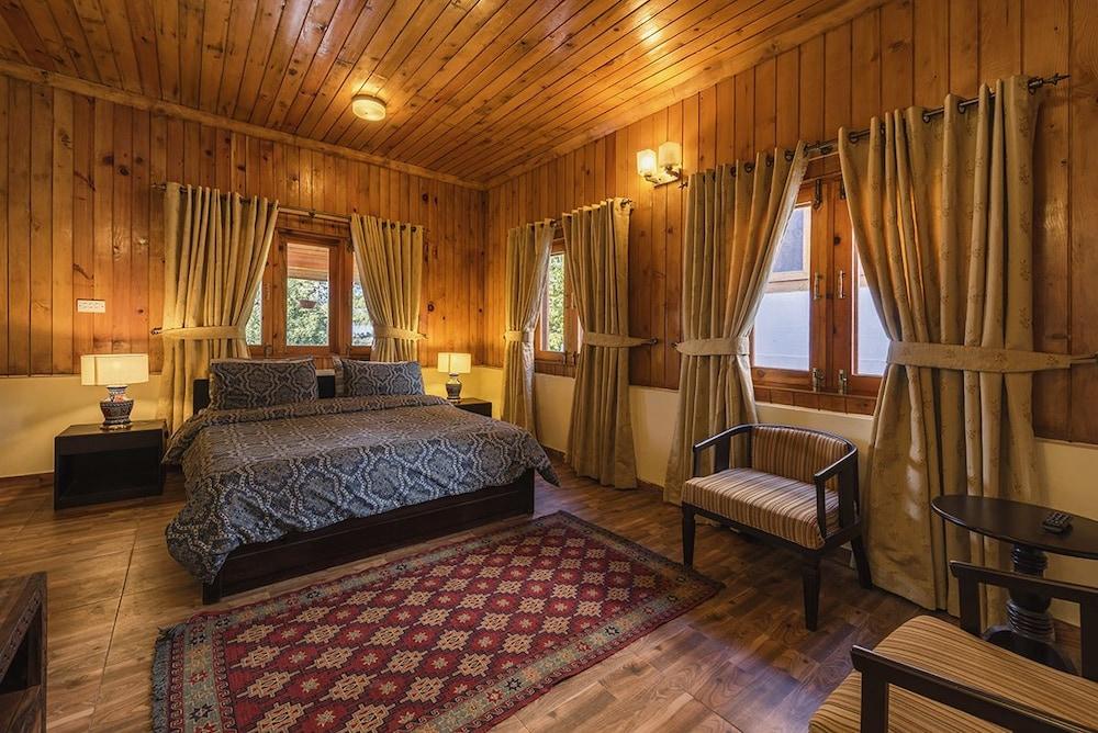 Spruce Resort Shogran