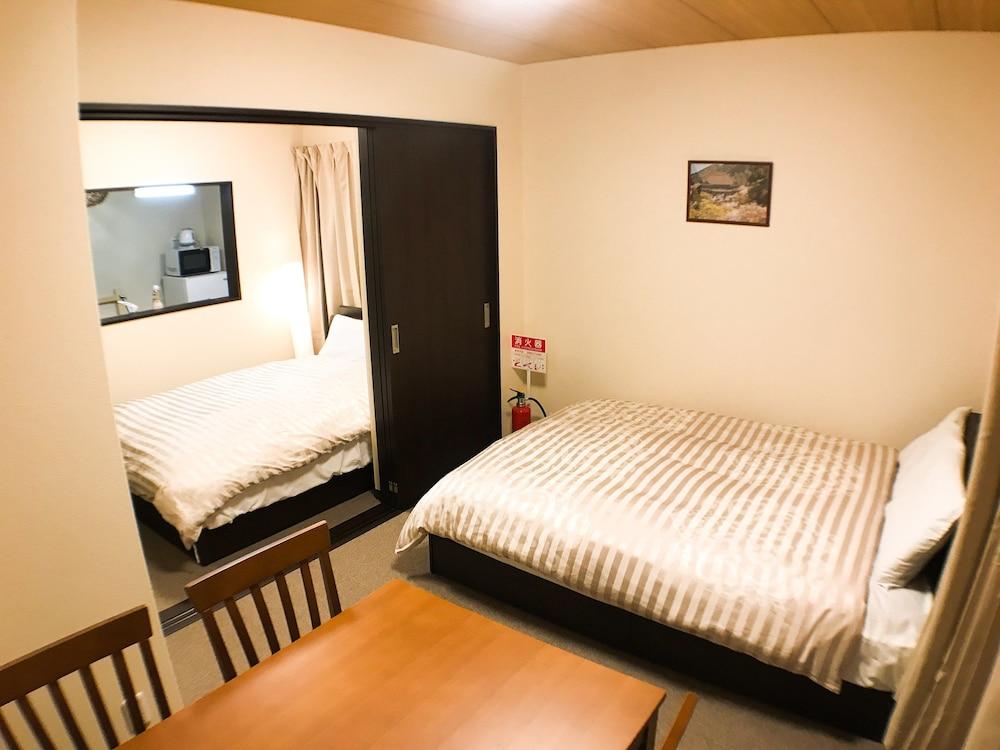 One More Heart at Kamishichiken 2