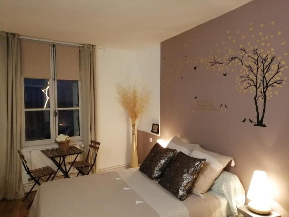 Autour Des Châteaux