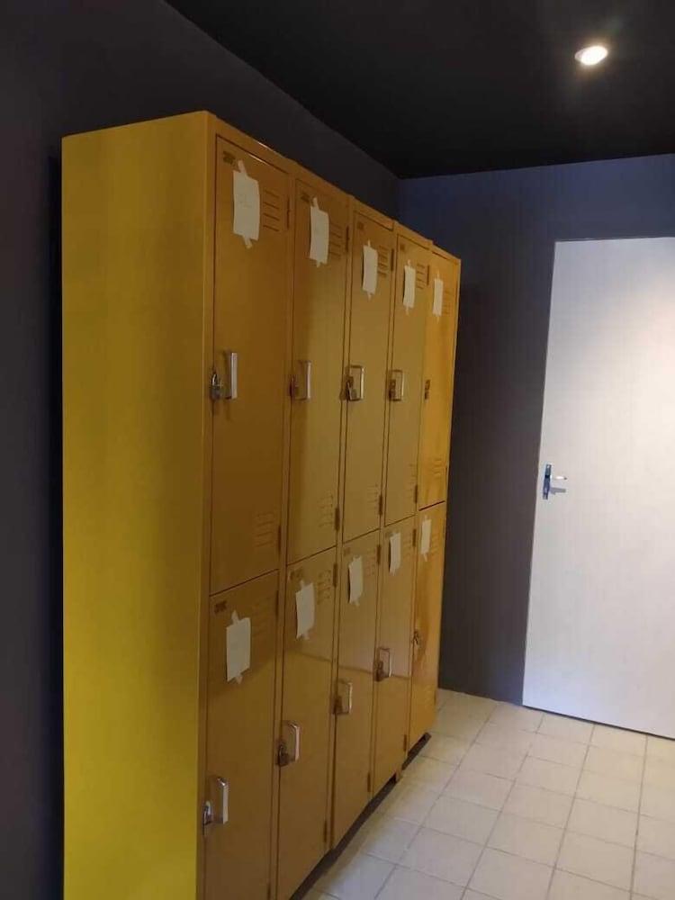 Reef Hostel & Pousada