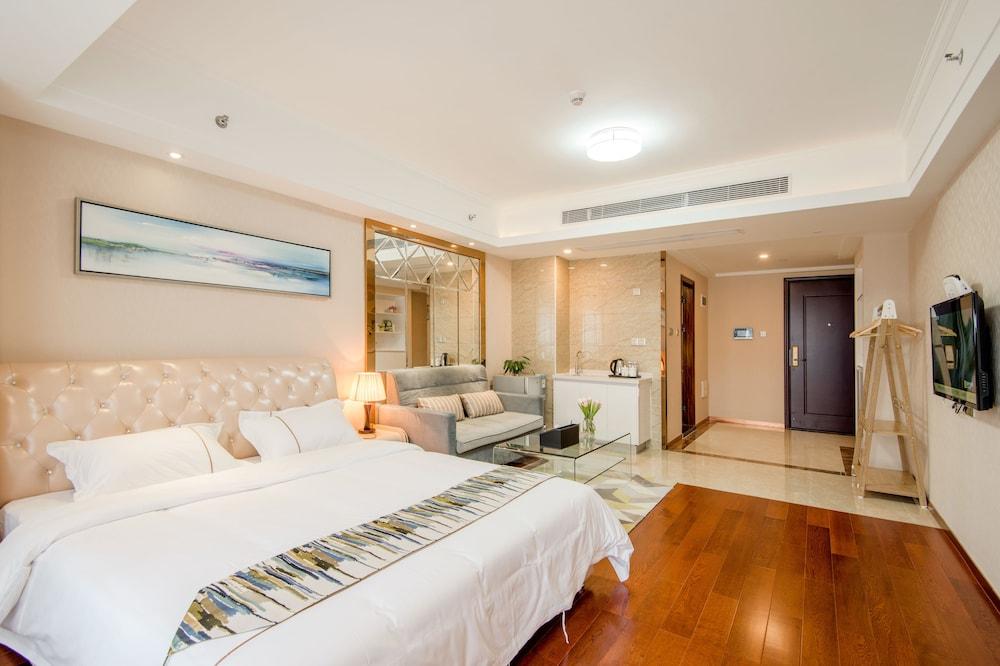 Galaxy Time Apartment Hotel