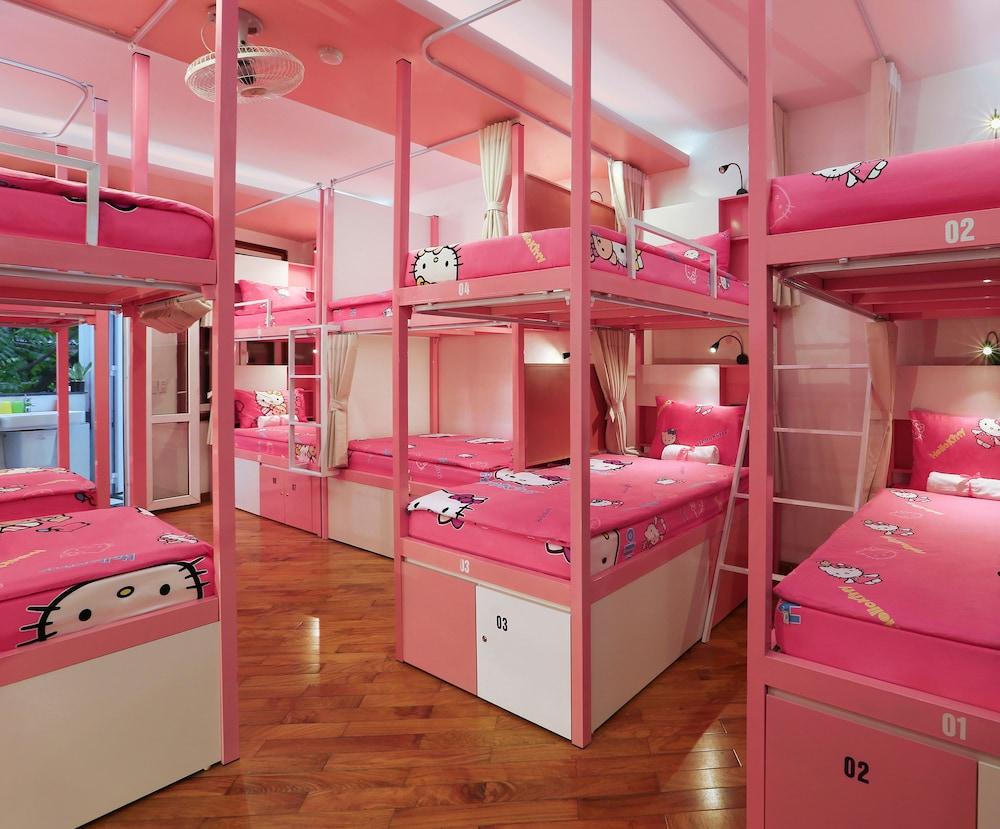 Hanoi High Five Hostel