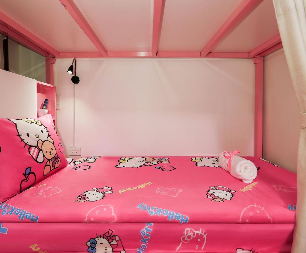 Hanoi High Five Hostel