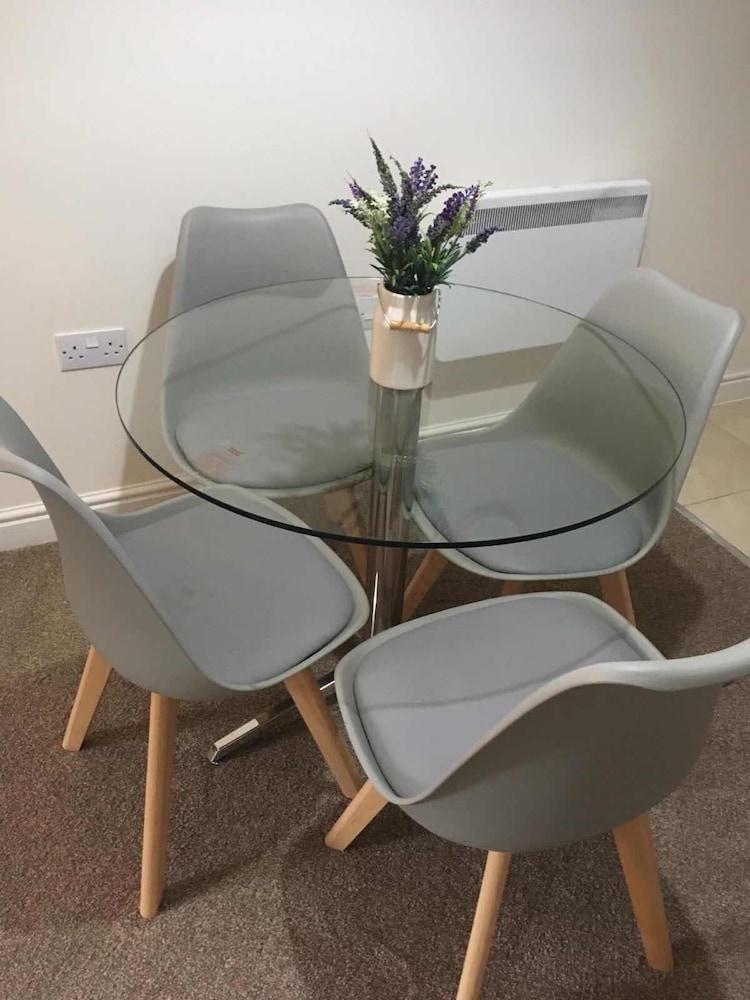 Blue sky at Wallis square