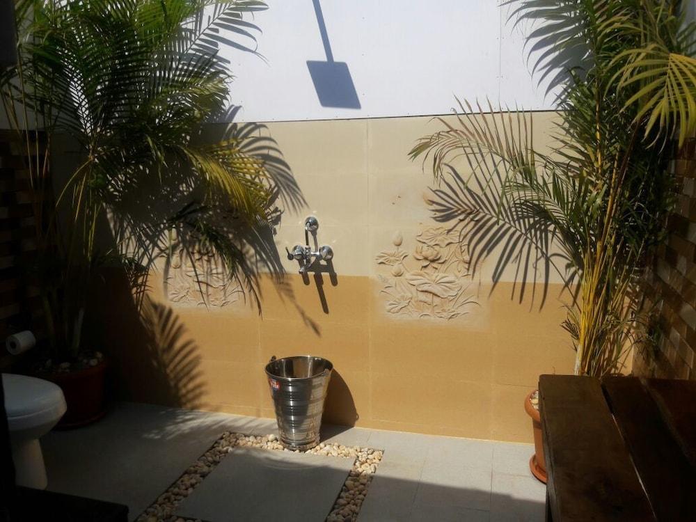 Blue Lagoon Sea Front cottages