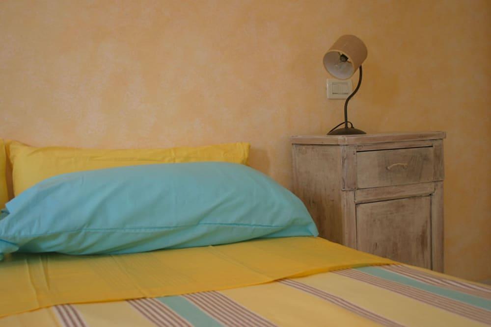Antica Corte Leguzzano B&B