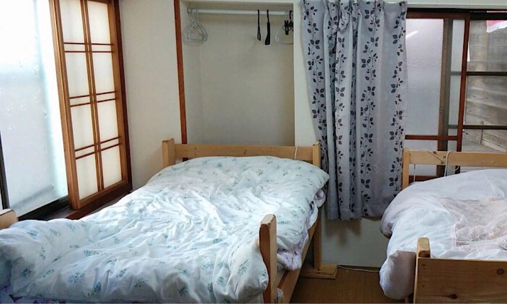 Guesthouse Angoso - Hostel