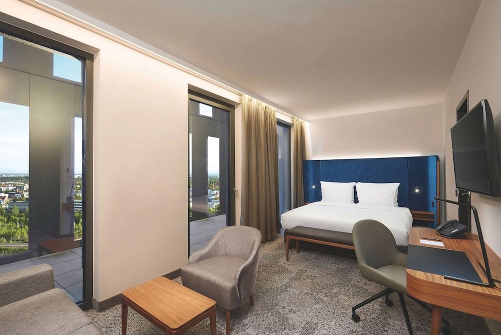 HYPERION Hotel München