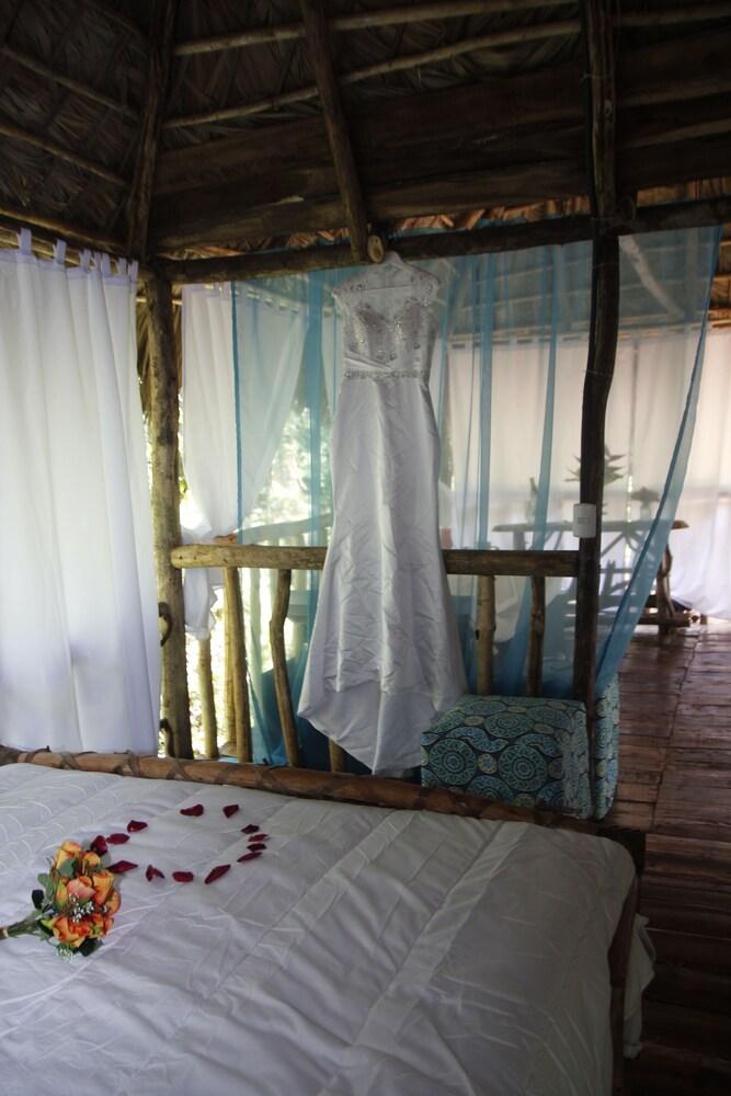 Samana Tropical Village