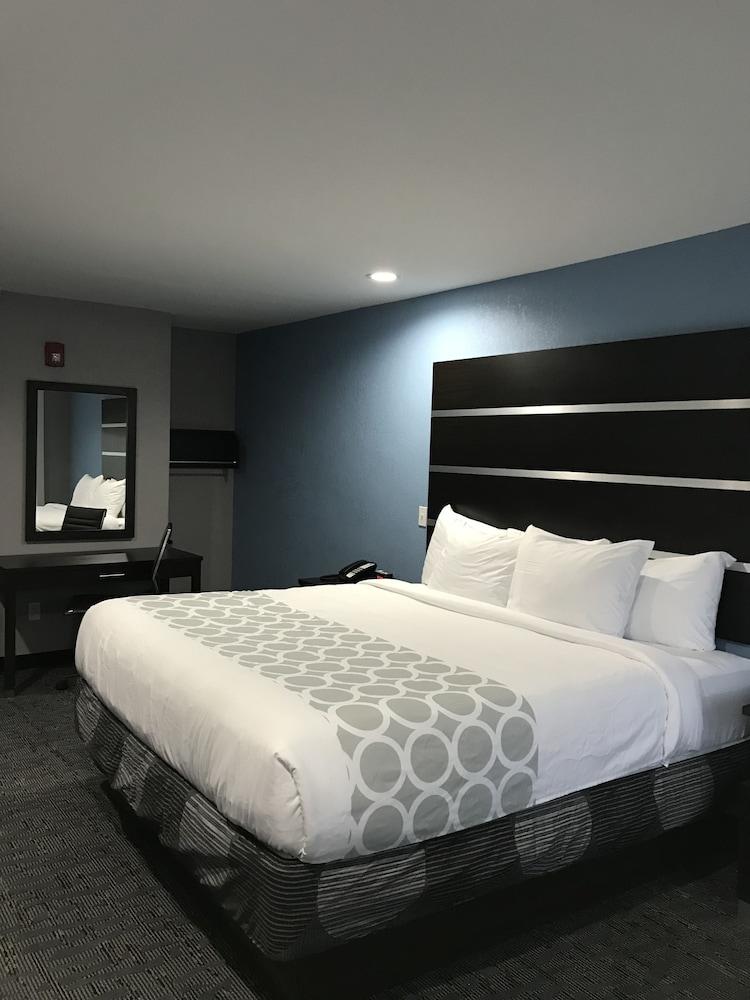 Rodeway Inn Calhoun South