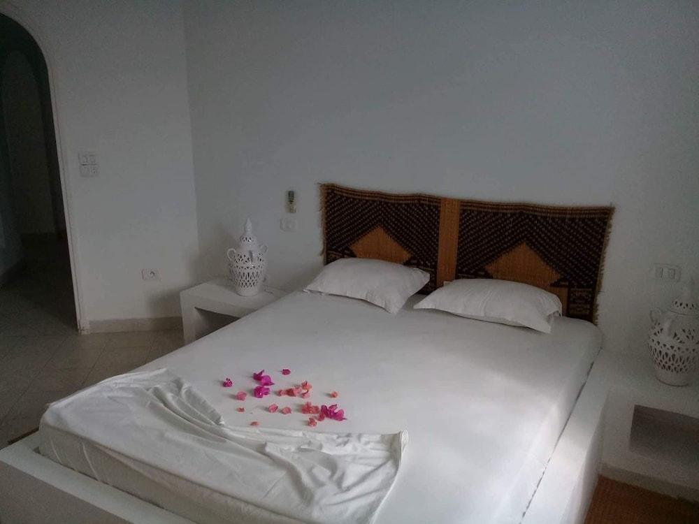 Maamoura Beach House
