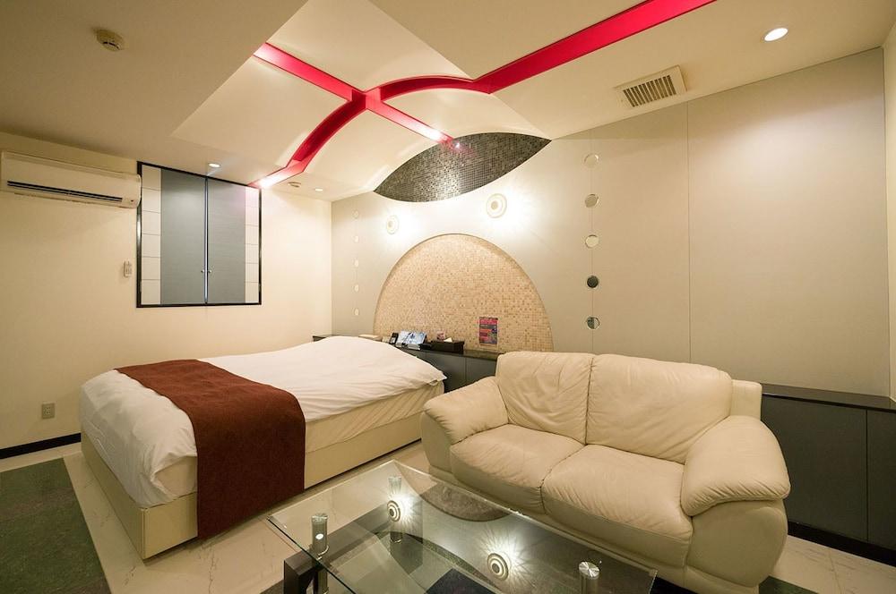 HOTEL C-Love - Adults Only