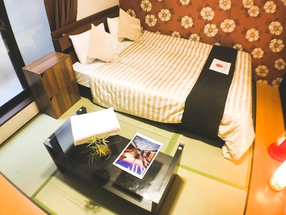 GH One More Heart Jujo 1