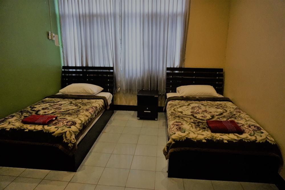 Maesai Complex Hotel