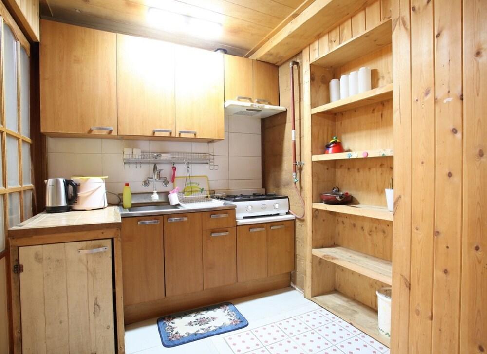 Chogajip Hwangto Pension