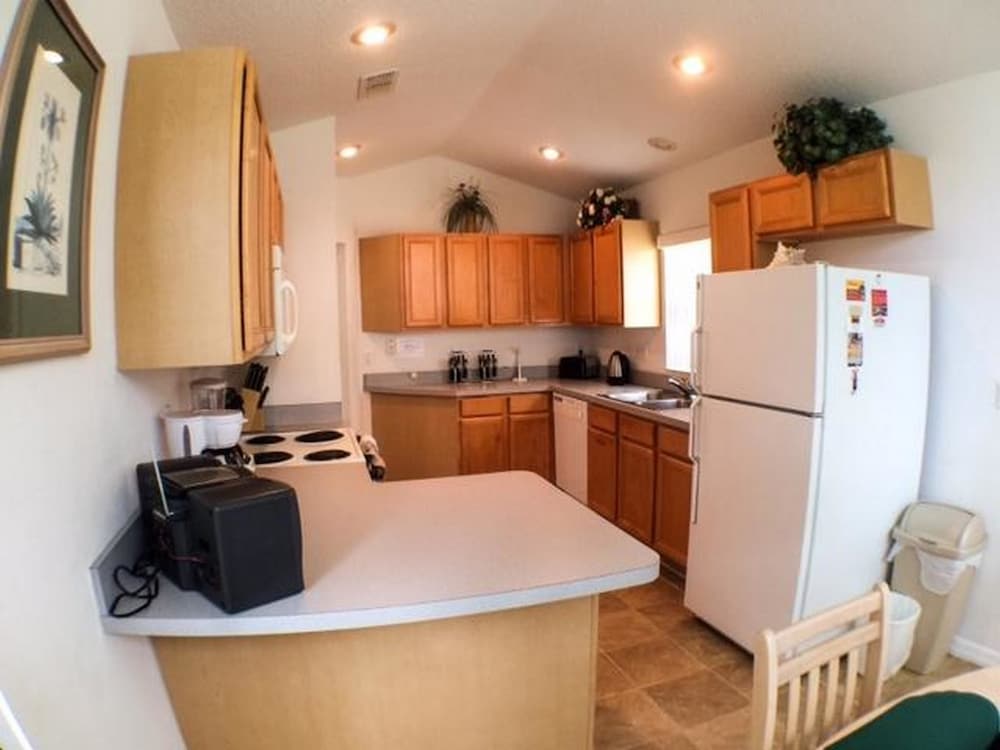 Mallory 2268 Apartment 4 Bedroom