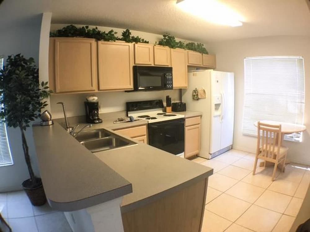 St Augustine 2430 Apartment 3 Bedroom