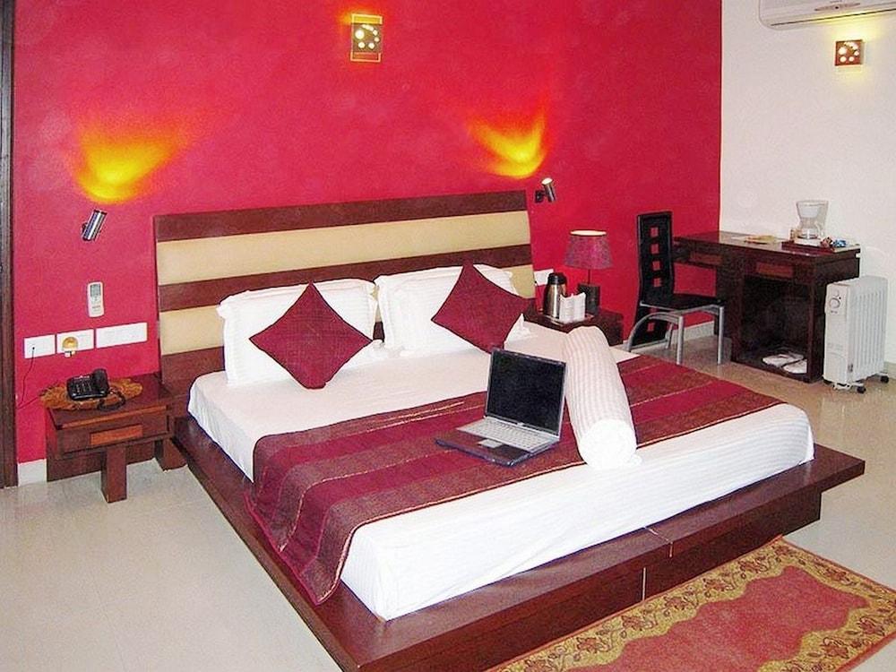 Maxfort Greenwood City