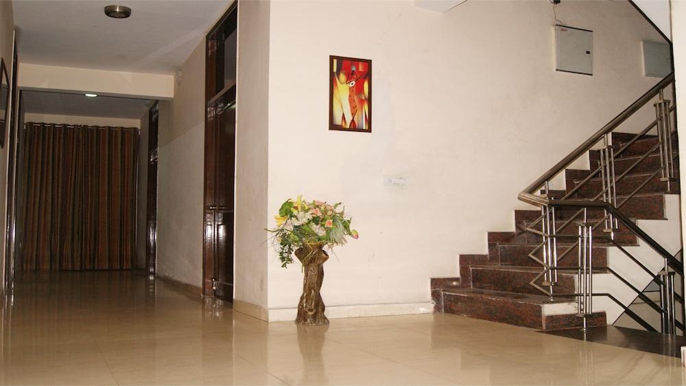 Maxfort Guest House Gurgaon