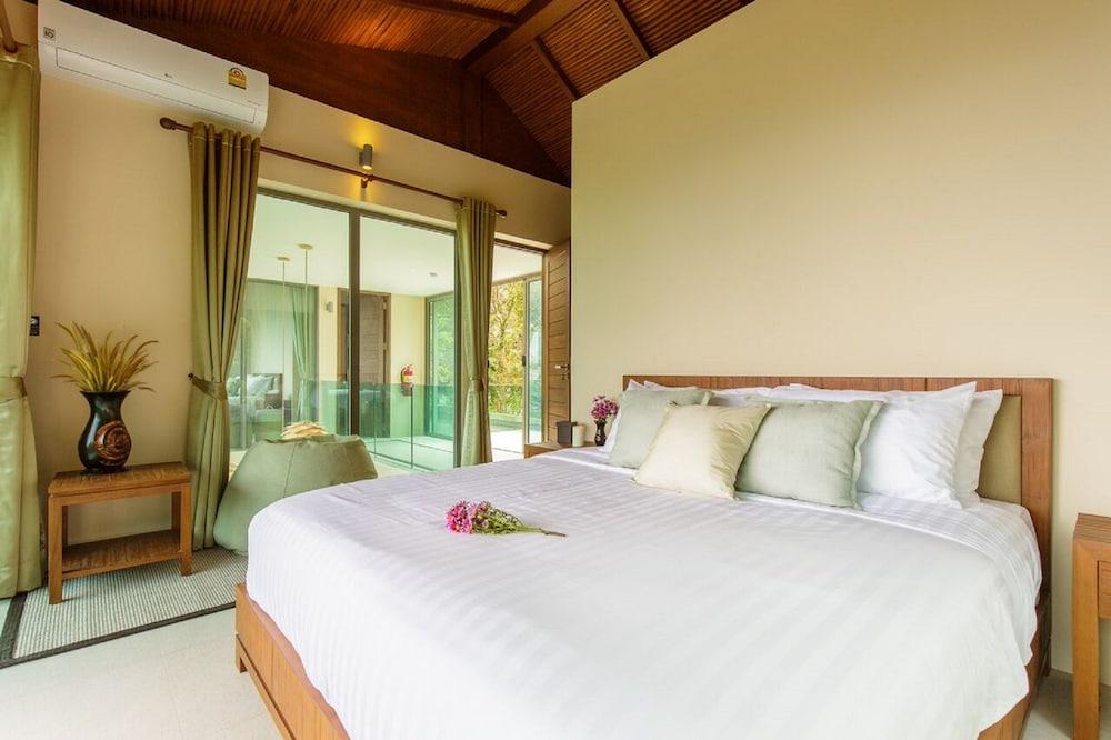 Aspire Villa at Aspire Villas