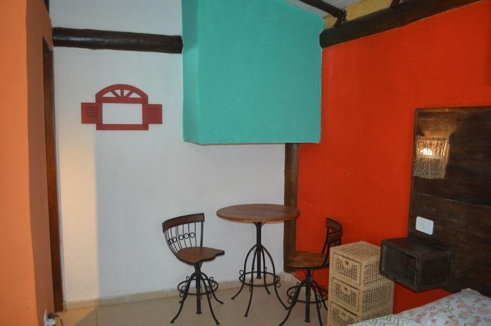 Chalé de Charme MANDOMAI - Suítes Cozinha Compacta e Chalé Gourmet Exclusivos