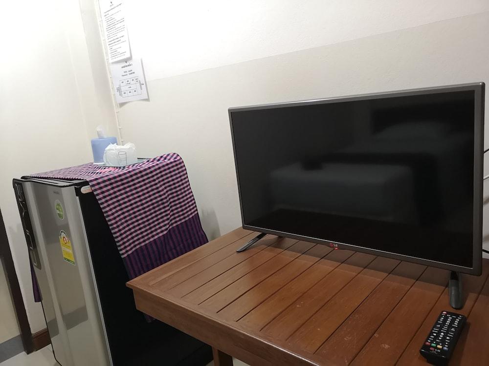 3.T. Khong River Hotel