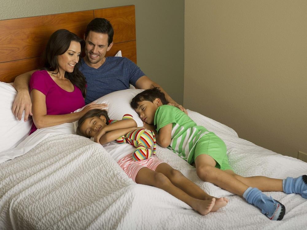 WoodSpring Suites San Antonio South