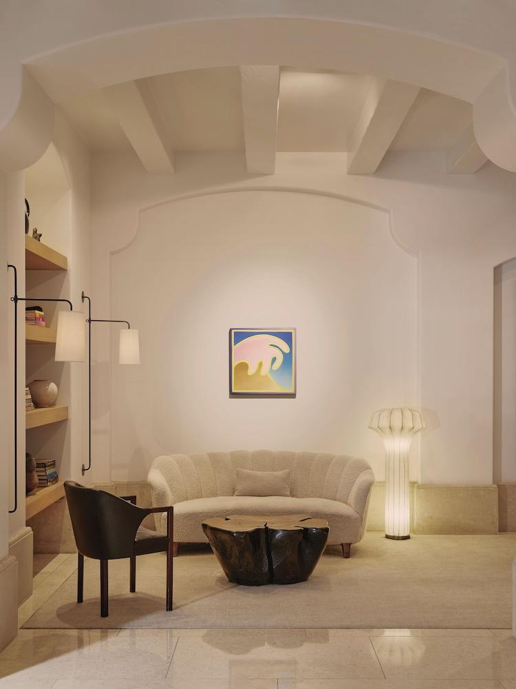 The Maybourne Beverly Hills, Maybourne