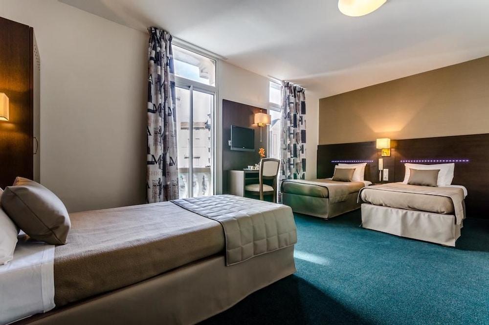 Hôtel Croix des Bretons Lourdes Pyrénées