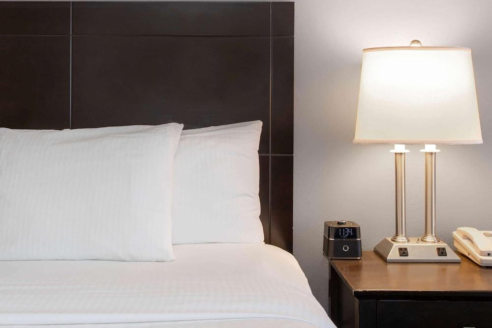 La Quinta Inn & Suites by Wyndham St. Augustine